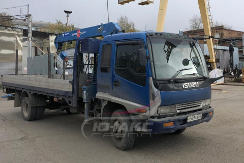 Самогруз 5 т. Стрела 3 т. Вылет стрелы 8 м.